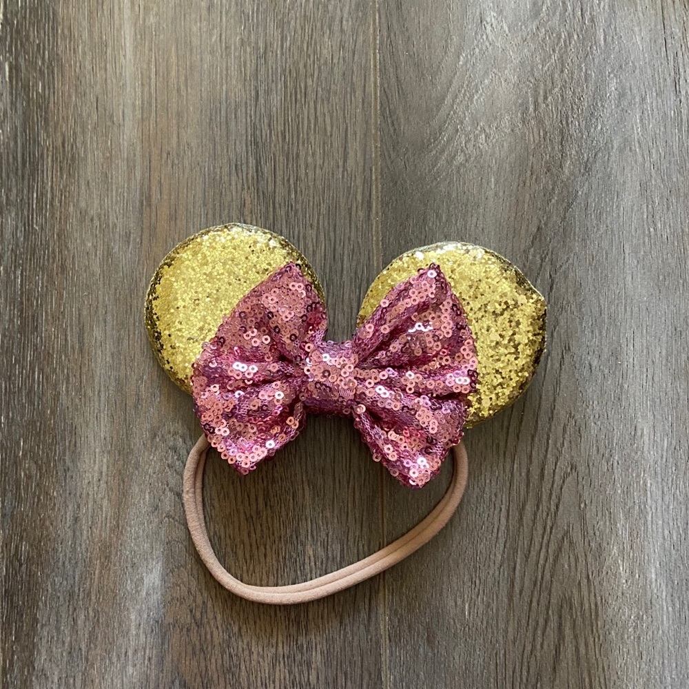 Baby Minnie Mouse ears